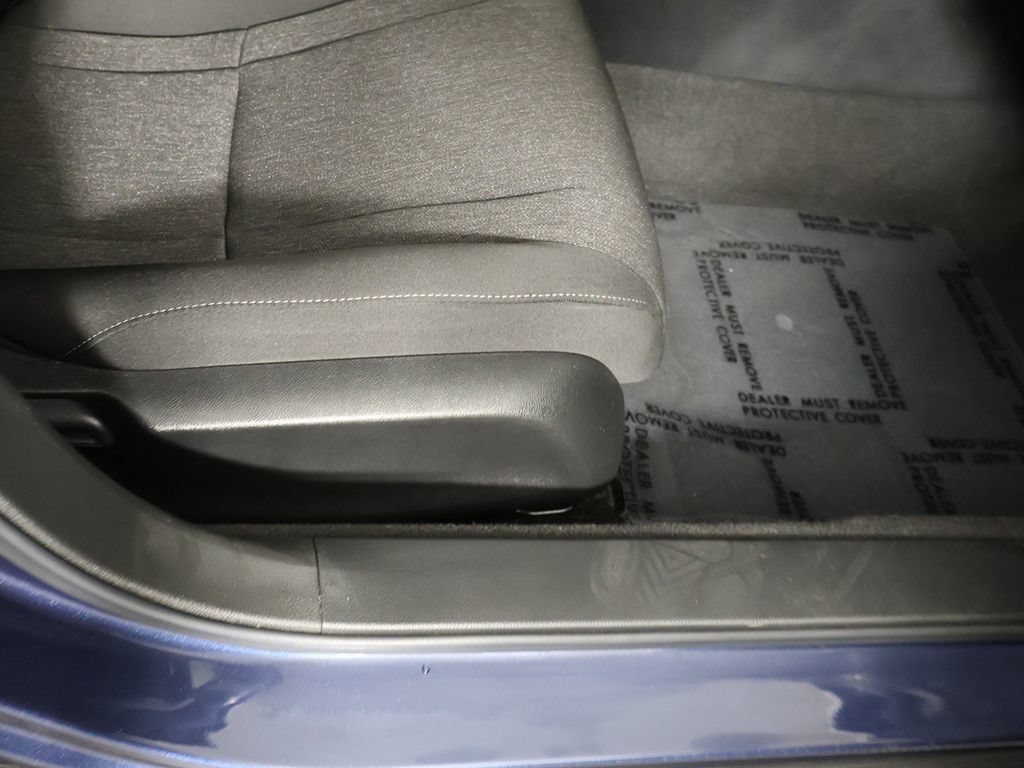 Used 2025 Honda Accord SE image 32
