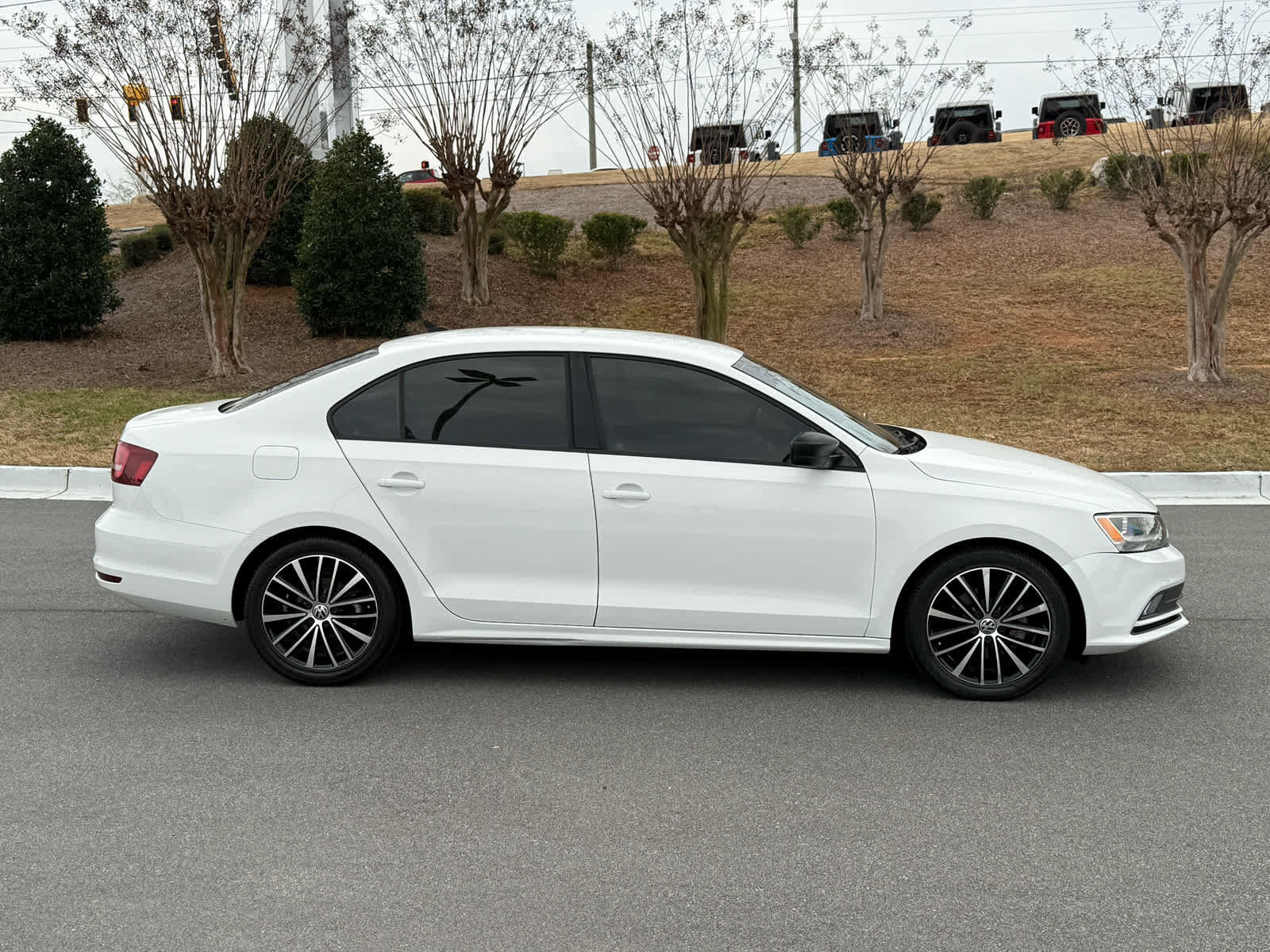Used 2016 Volkswagen Jetta Sport image 6