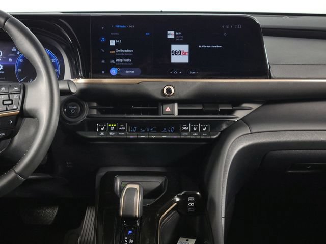 Used 2026 Toyota Crown AWD/4WD image 22