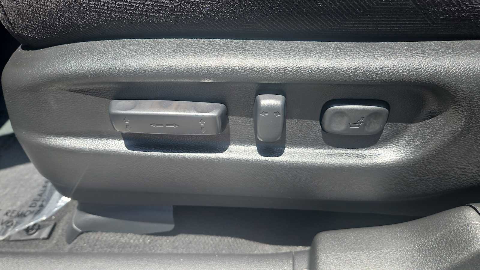 Certified 2022 Honda Pilot Sport image 14