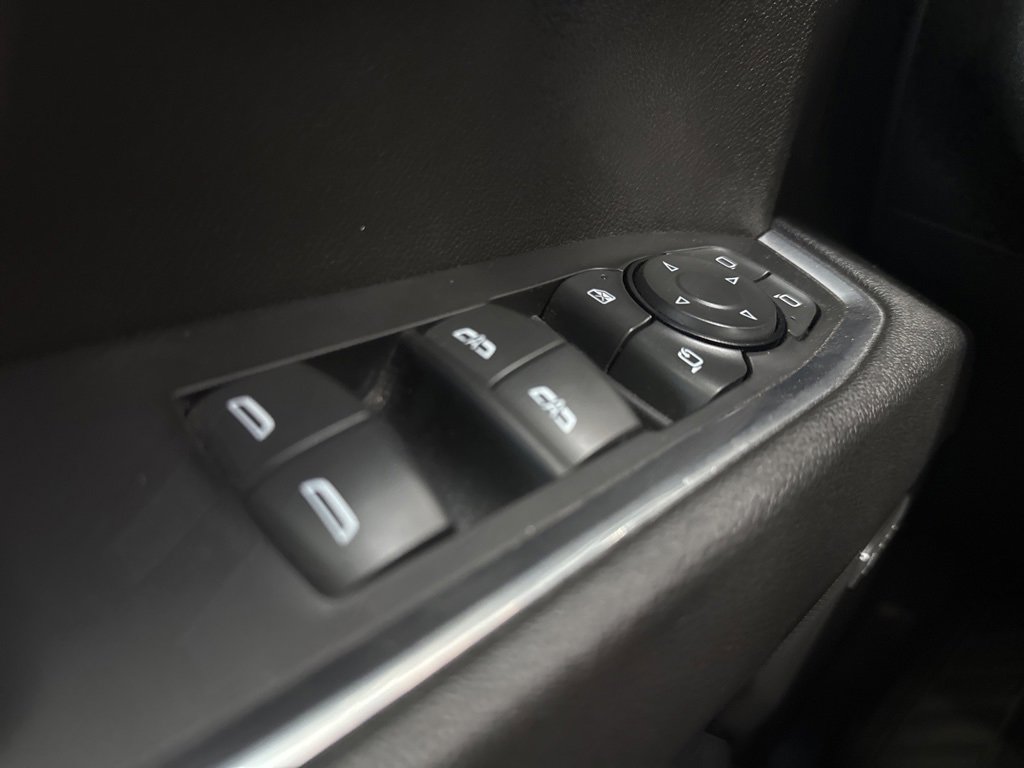 Used 2023 Chevrolet Silverado 1500 LTZ image 17