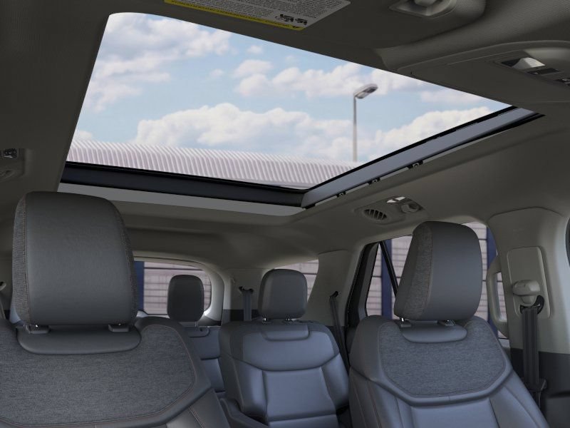New 2026 Ford Explorer Active w/ Active Comfort Package AWD/4WD image 24