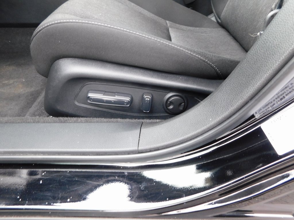 Used 2023 Honda Accord EX image 14