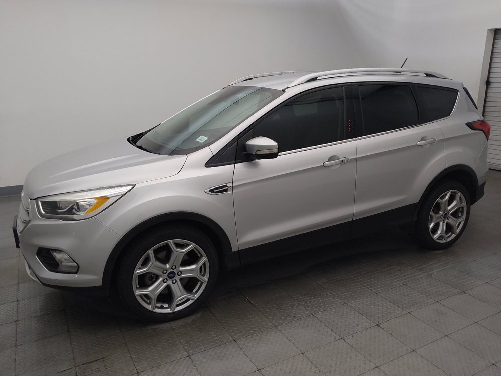 Used 2019 Ford Escape Titanium FWD image 2