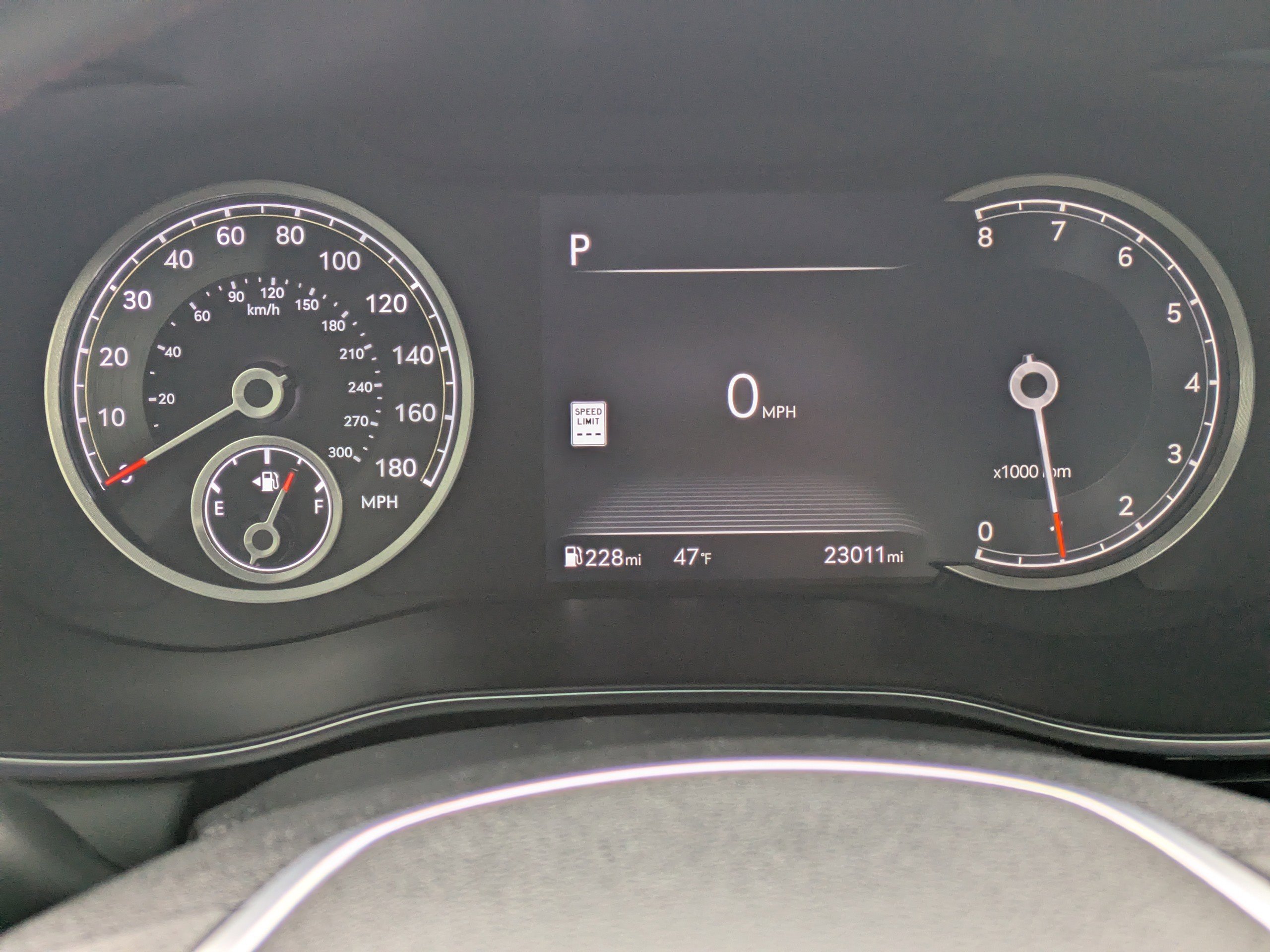 Used 2024 Genesis G70 3.3T Advanced image 18