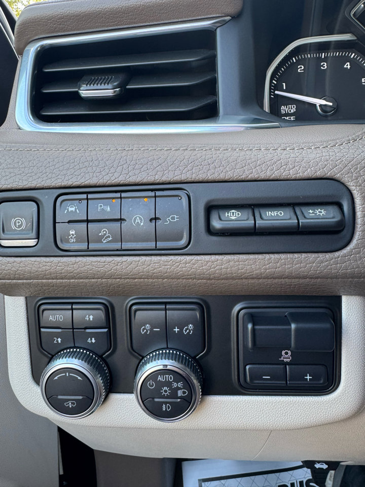 Used 2021 GMC Yukon Denali w/ Denali Ultimate Package image 25