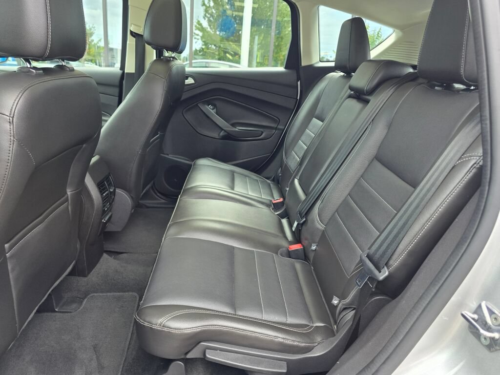 Used 2013 Ford C-MAX Energi SEL FWD image 19