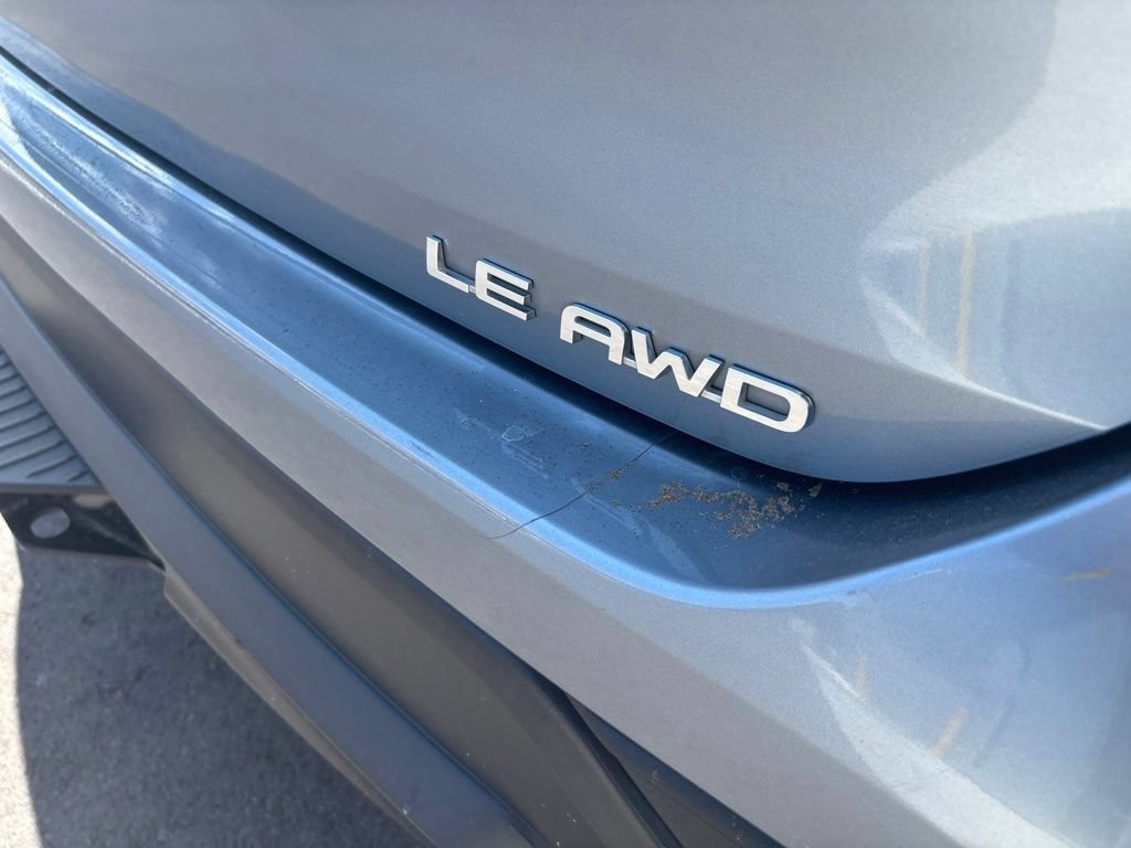 Used 2020 Toyota Highlander LE AWD/4WD image 16
