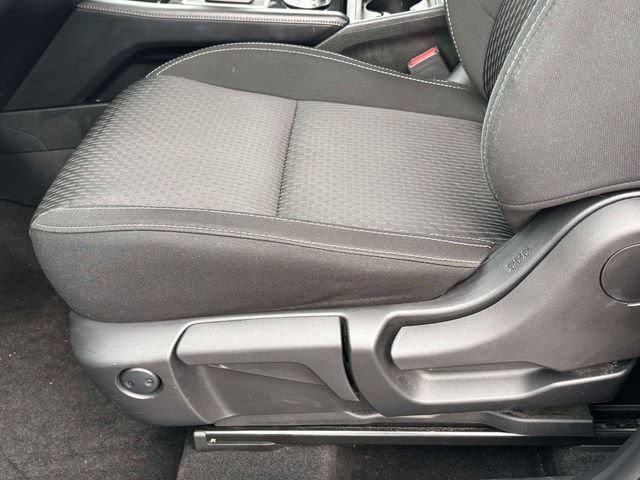 Used 2023 Mitsubishi Outlander ES FWD image 4