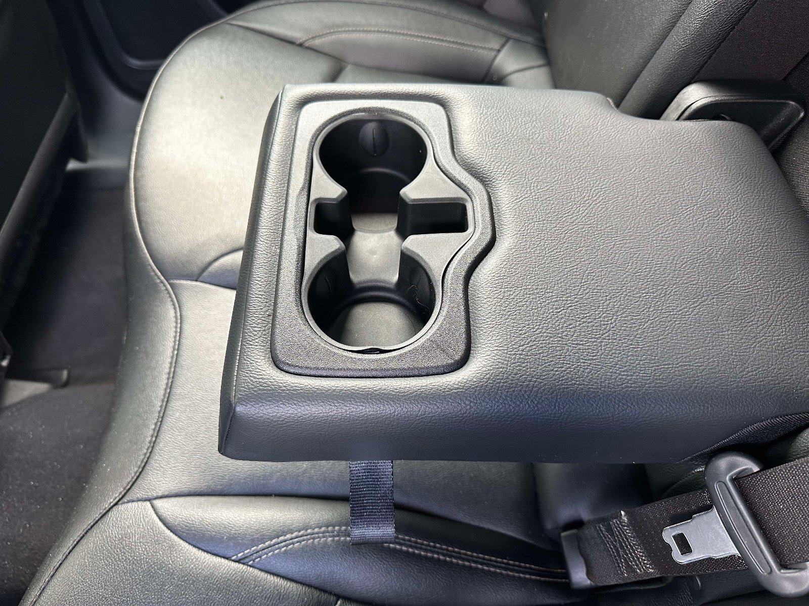 Used 2025 Jeep Compass Limited AWD/4WD image 11