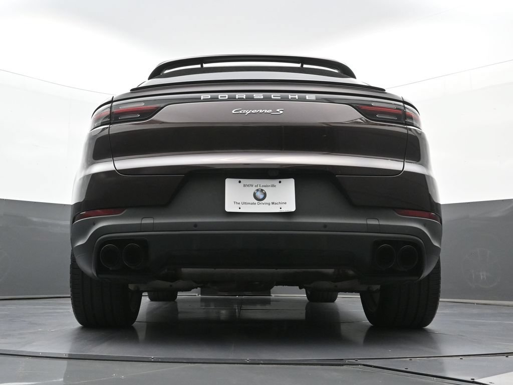 Used 2021 Porsche Cayenne S AWD/4WD image 26