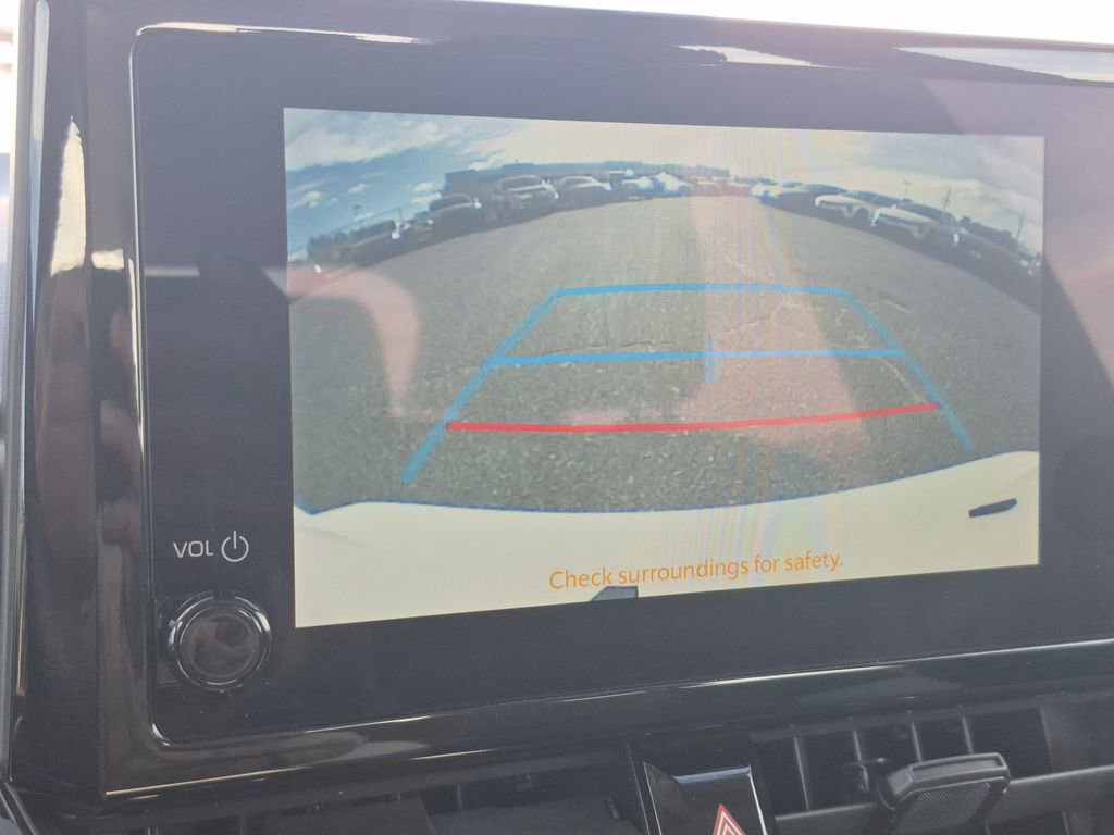 Used 2024 Toyota Corolla LE image 21