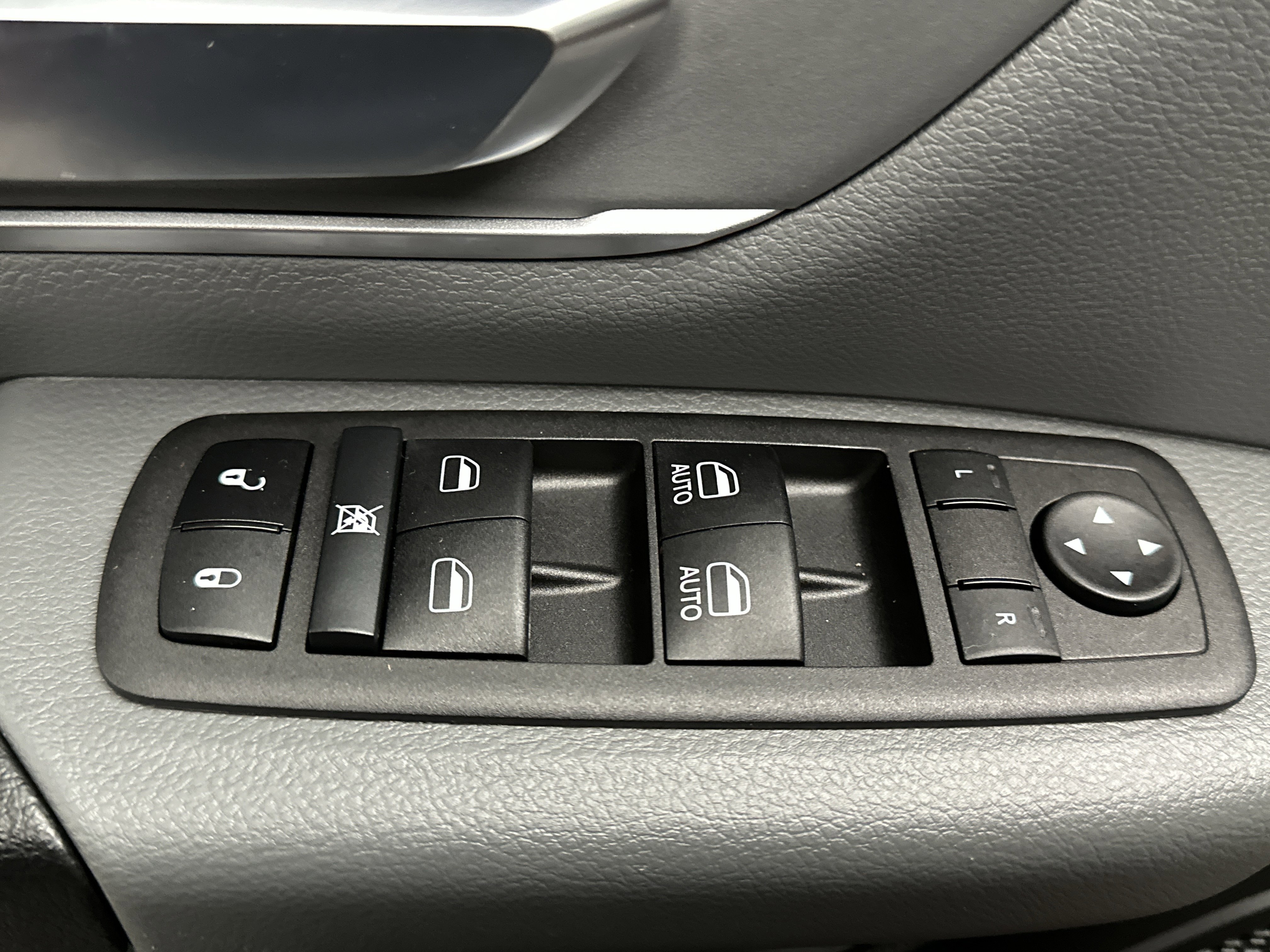 Used 2023 RAM 1500 Big Horn image 19