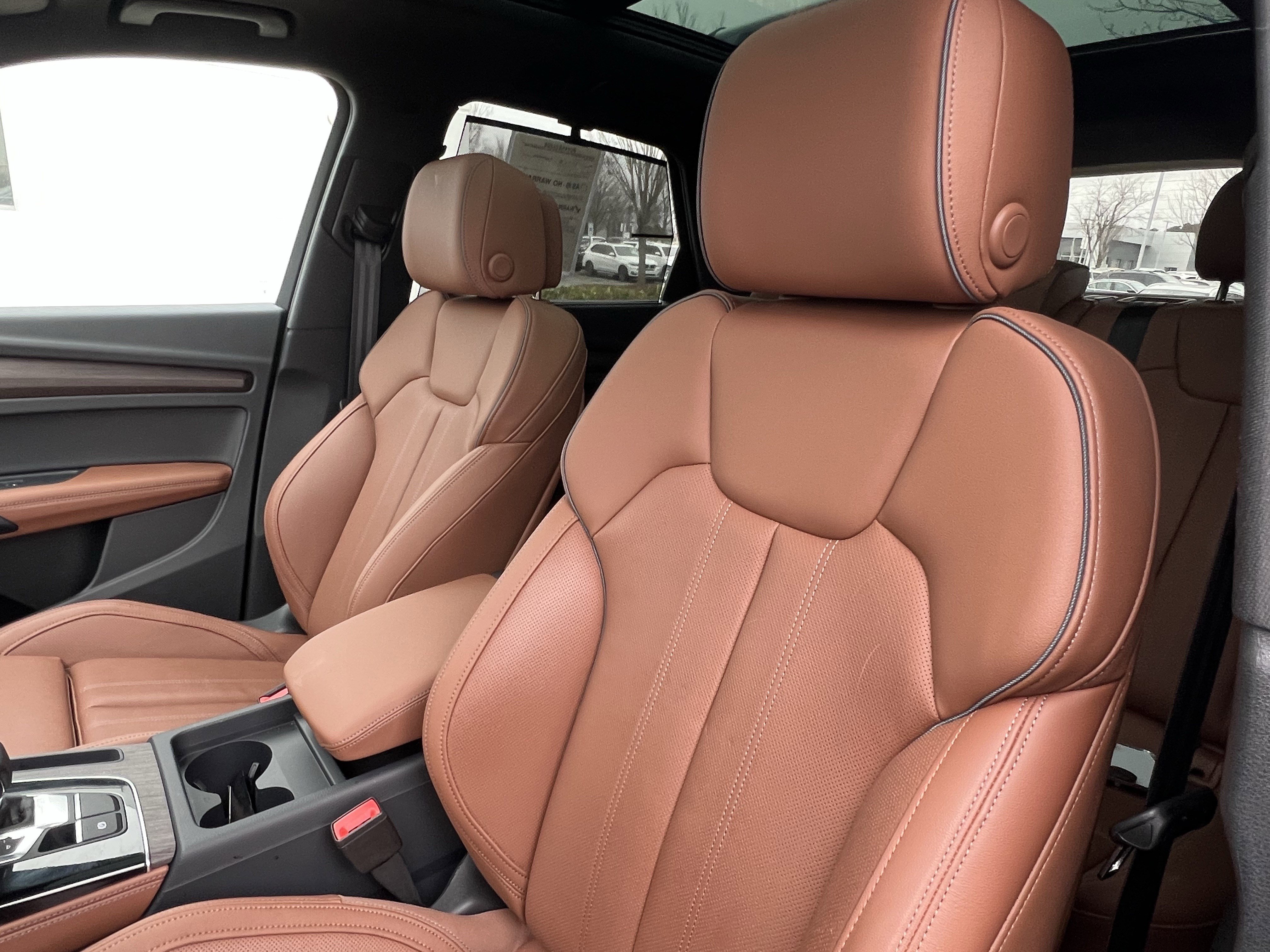 Certified 2025 Audi Q5 2.0T Premium Plus w/ Premium Plus Package image 16