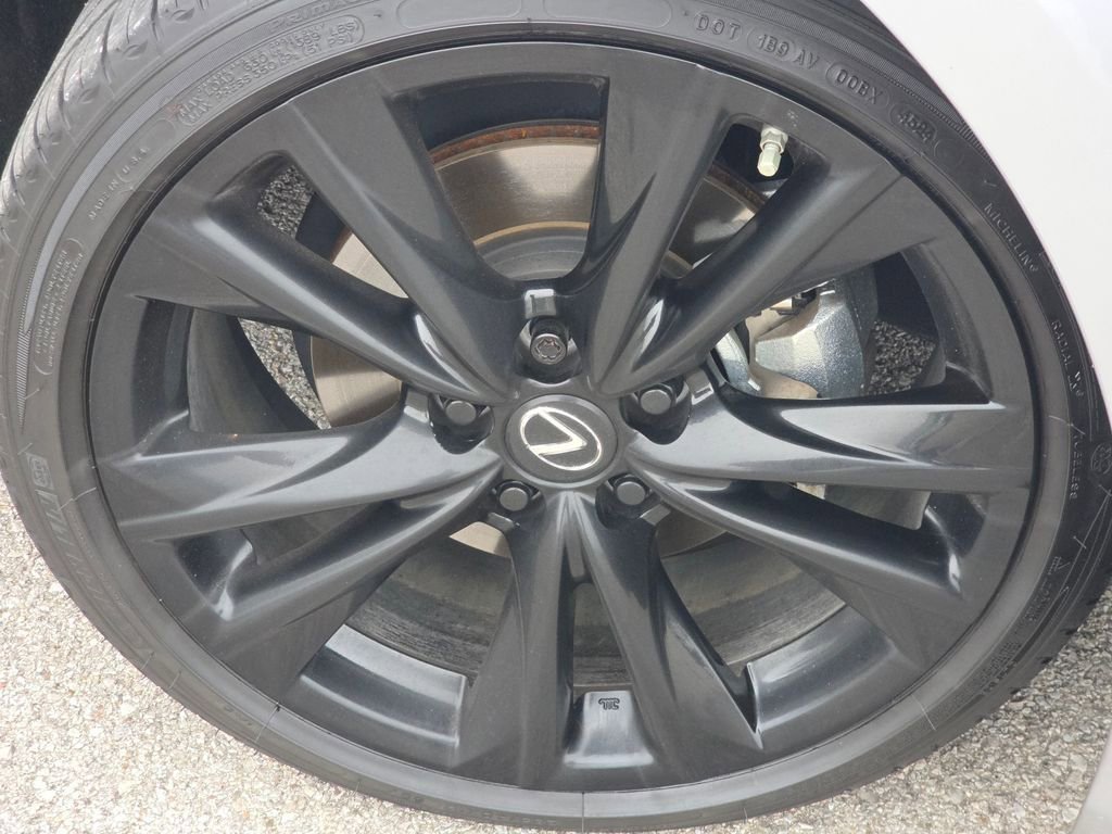 Certified 2025 Lexus ES 300h w/ Premium Package image 12