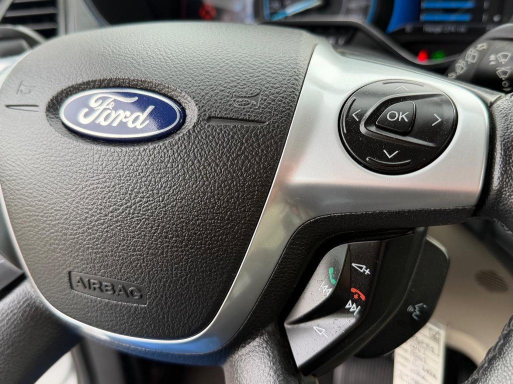 Used 2017 Ford C-MAX SE w/ Interior Protection Package image 29