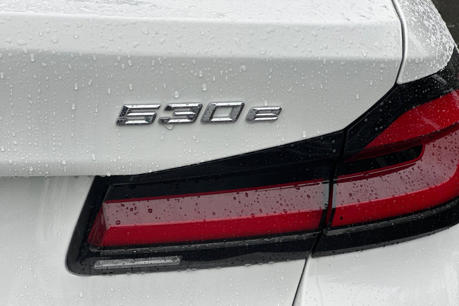 Certified 2023 BMW 530e w/ M Sport Package image 34