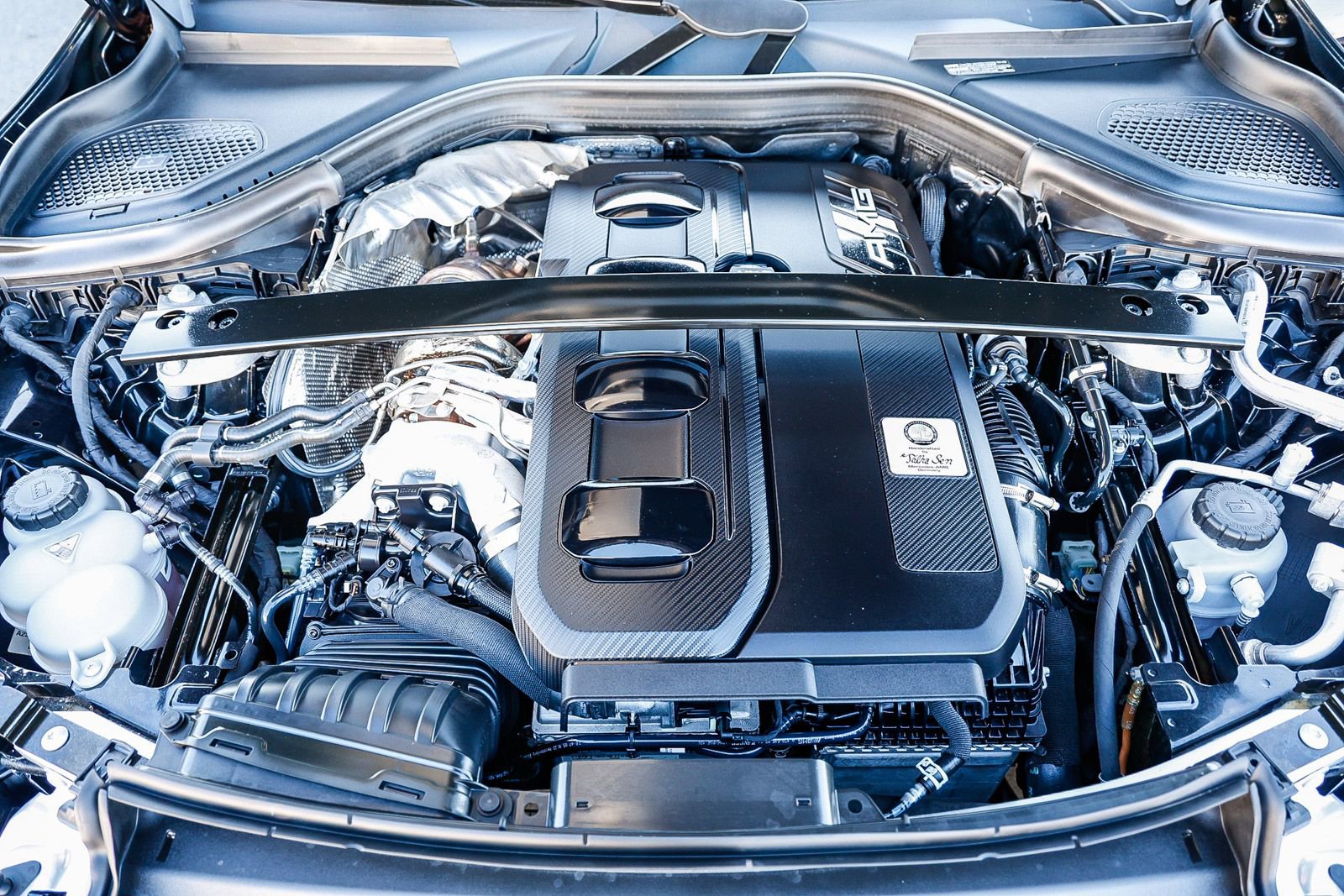 Used 2024 Mercedes-Benz GLC 43 AMG 4MATIC image 28