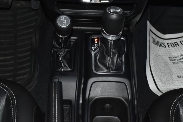 Used 2023 Jeep Wrangler Sahara w/ Cold Weather Group image 16