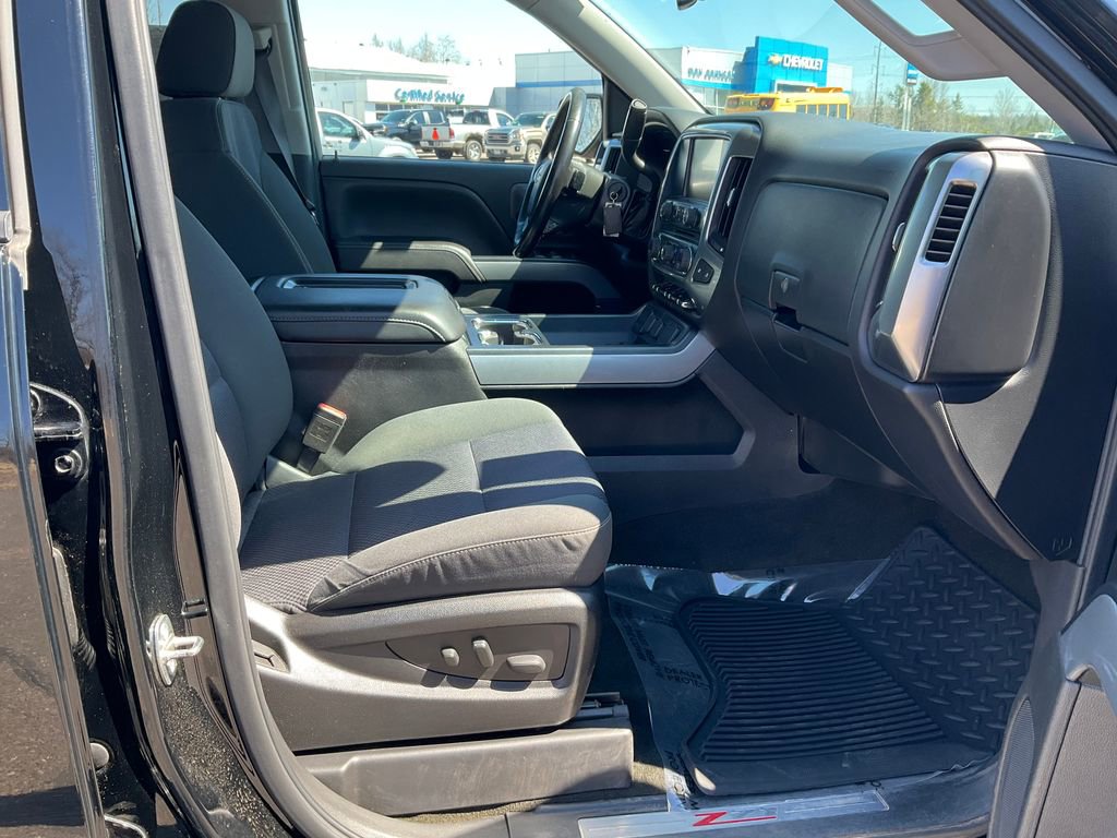 Used 2017 Chevrolet Silverado 1500 LT w/ All Star Edition image 19