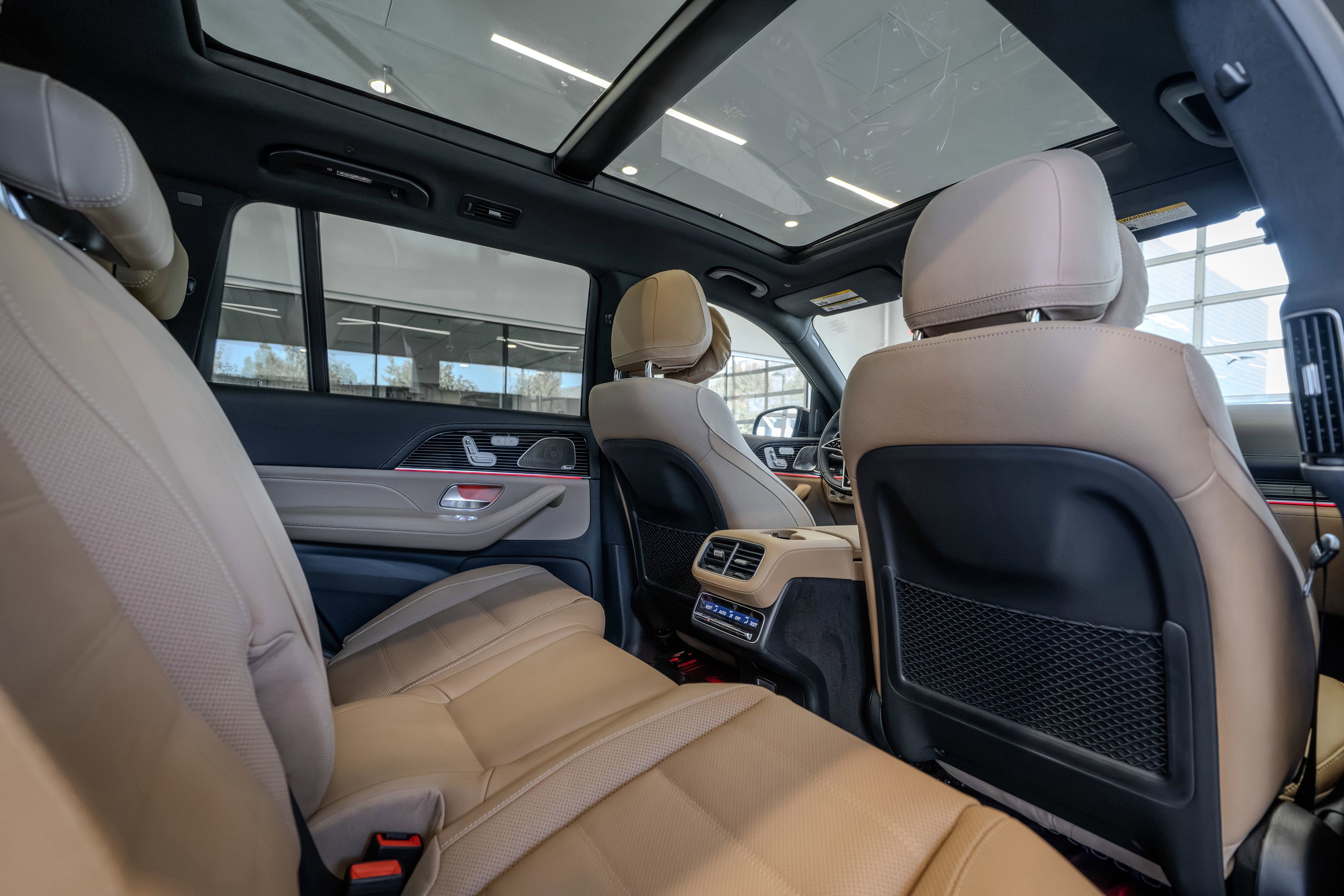 New 2026 Mercedes-Benz GLS 580 4MATIC image 28