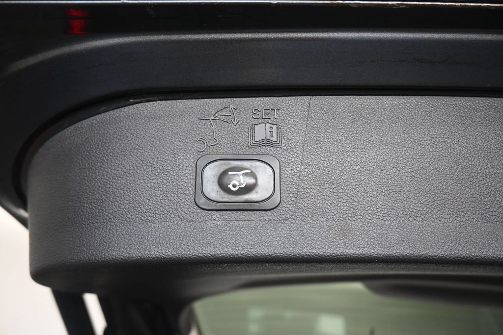 Used 2019 Ford Escape SEL AWD/4WD image 45