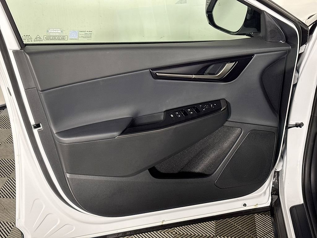 New 2025 Kia EV6 Light w/ Light LR Technology Package image 11