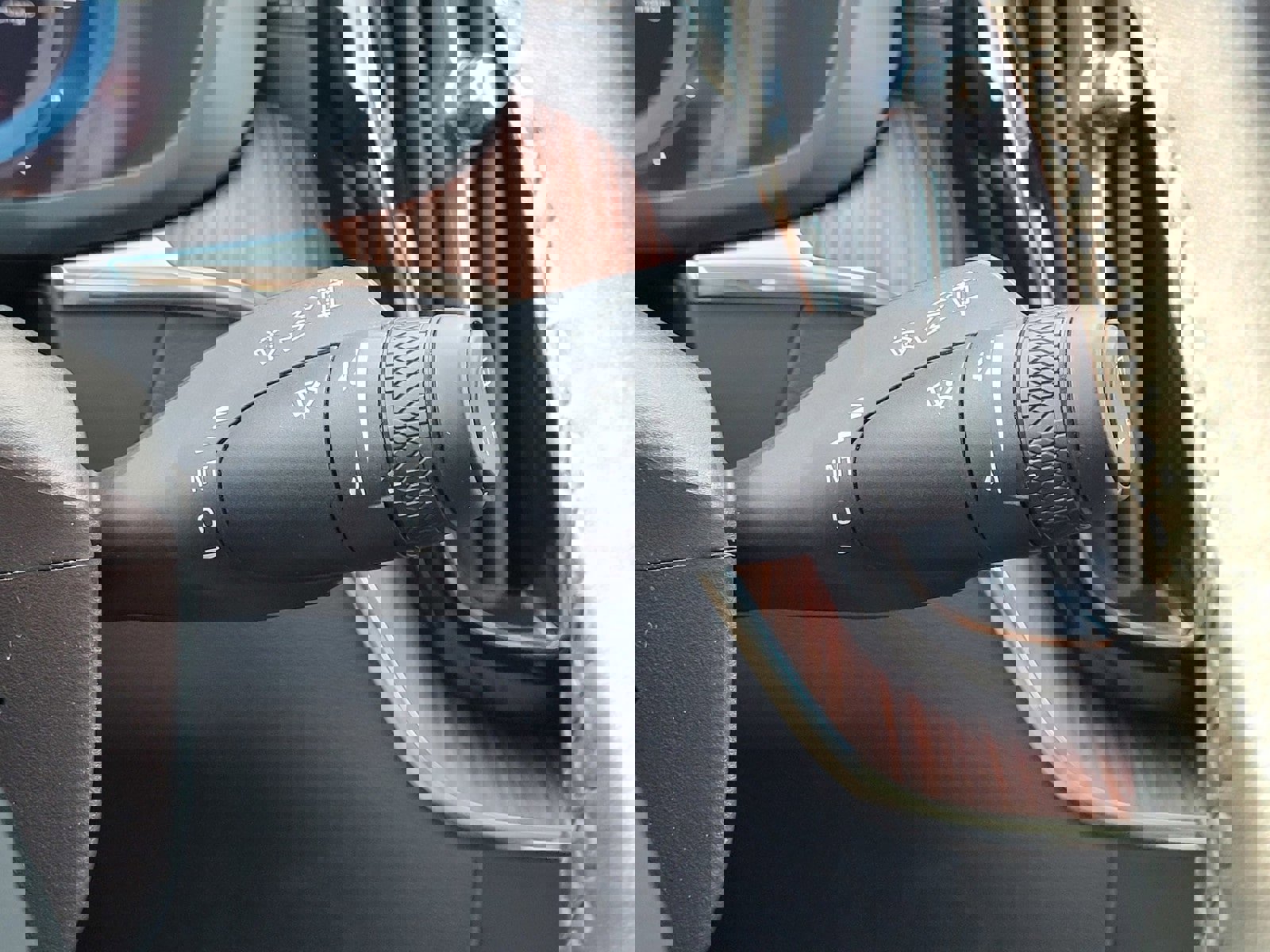 Certified 2024 Volvo XC60 T8 Ultimate w/ Protection Package Premier image 21