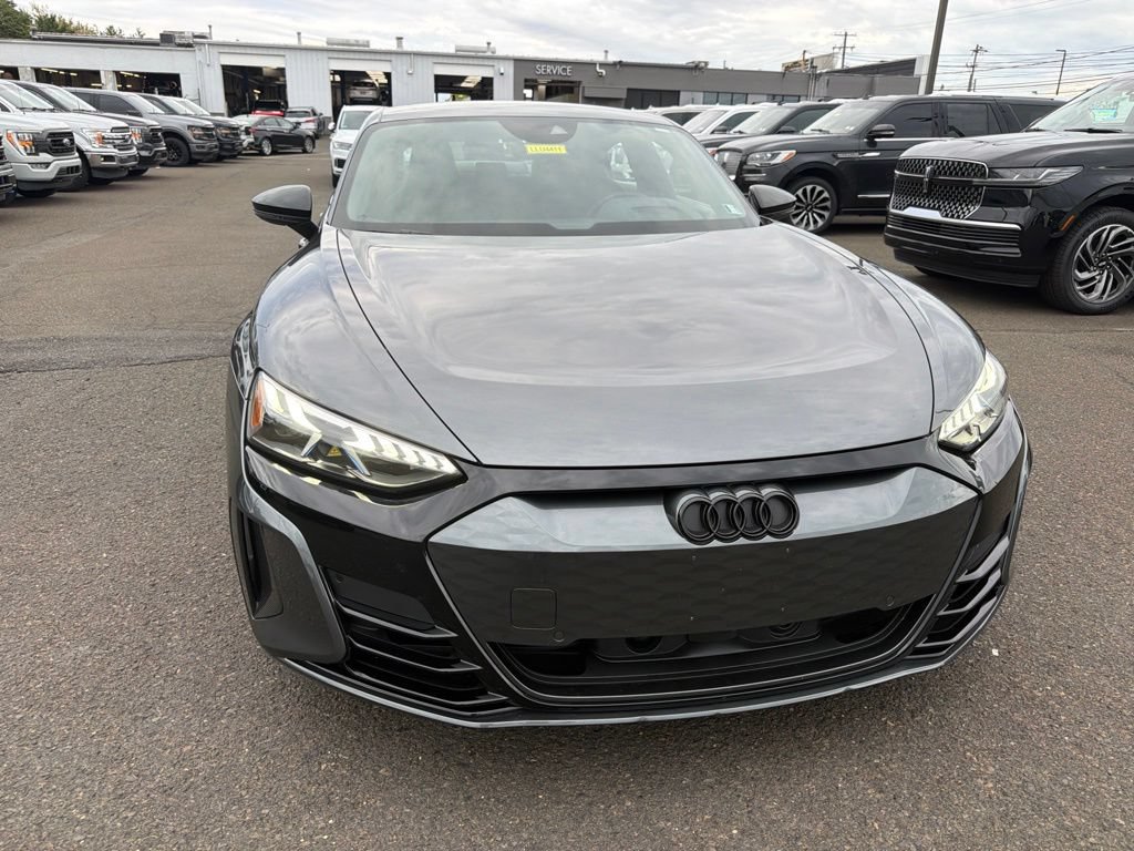 Used 2023 Audi RS e-tron GT w/ Carbon Performance Package AWD/4WD image 8