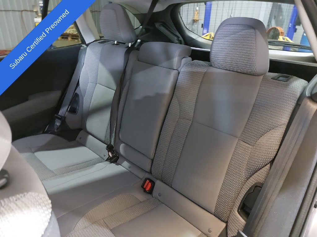 Used 2025 Subaru Outback Premium AWD/4WD image 13