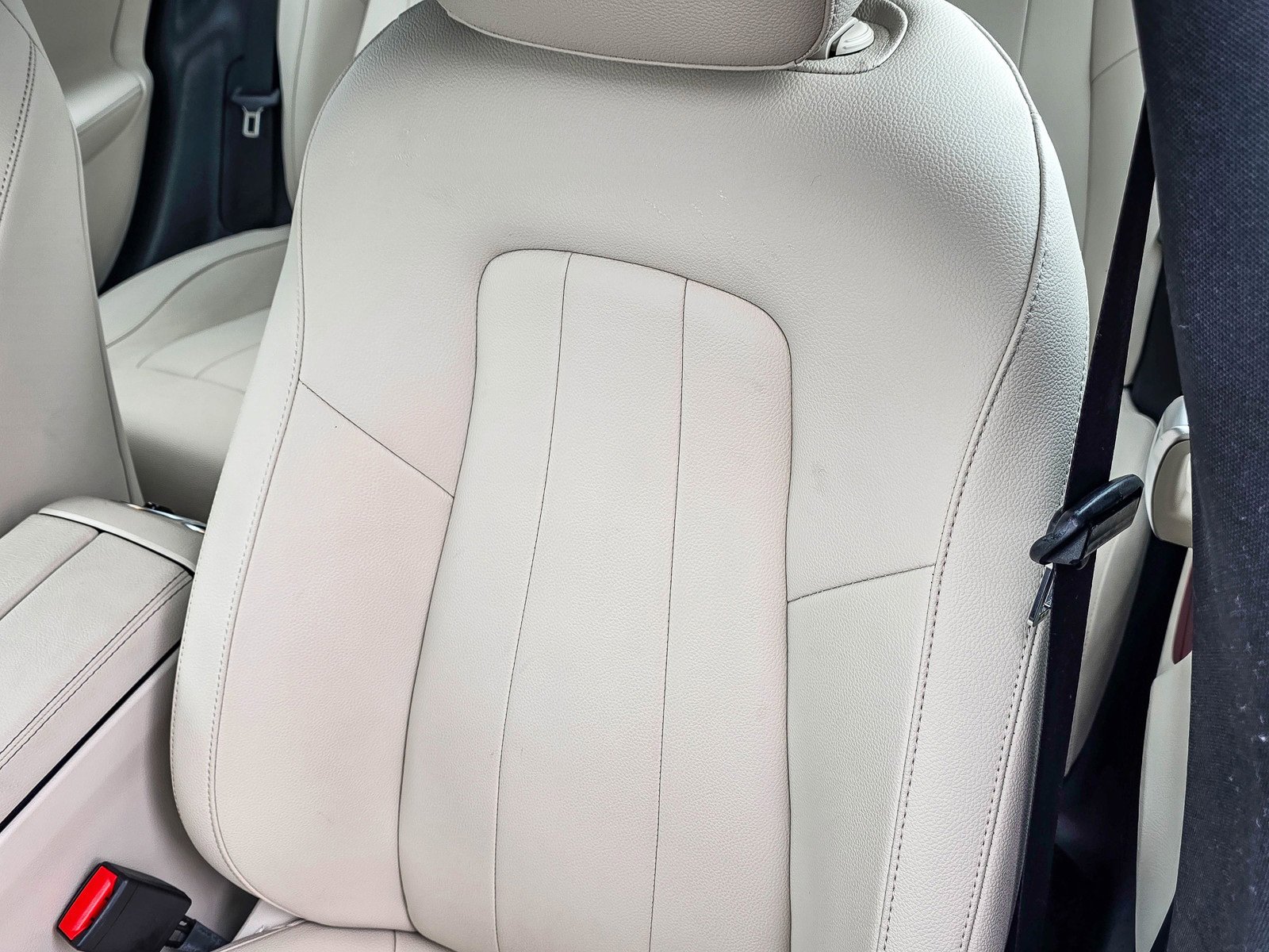 Certified 2025 Mercedes-Benz CLA 250 4MATIC image 21