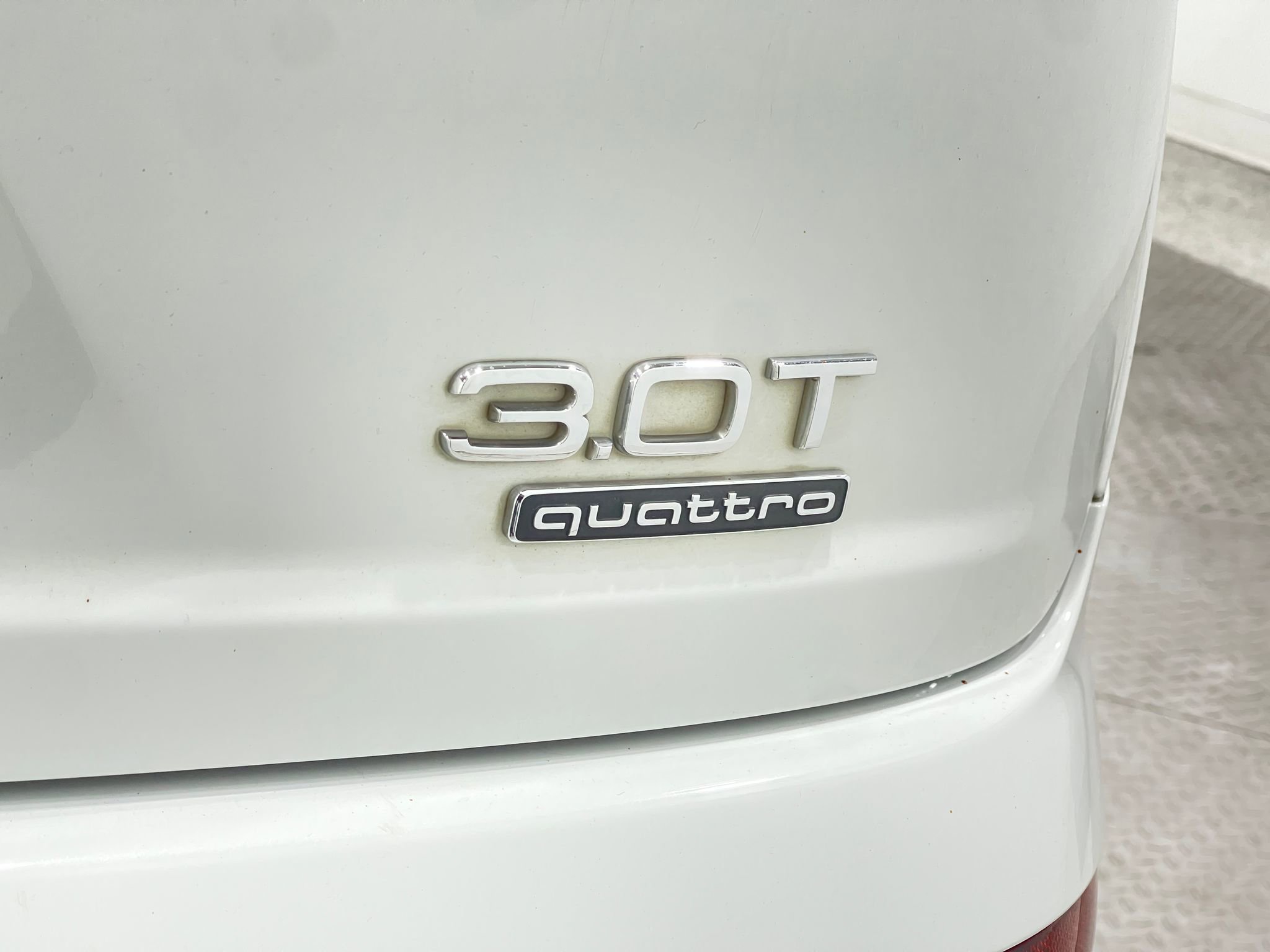 Used 2018 Audi Q7 3.0T Prestige w/ Prestige Package image 44