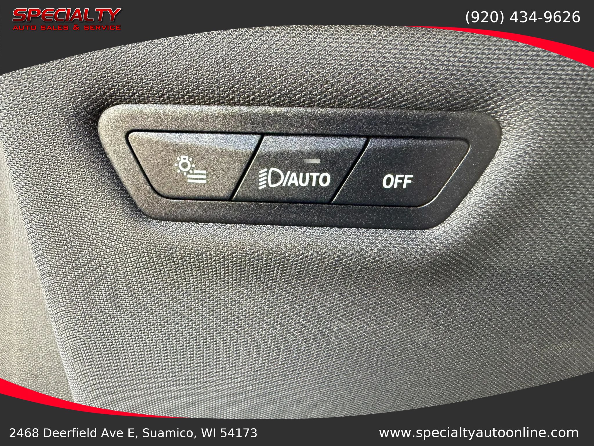 Used 2024 BMW iX xDrive50 w/ Sport Package AWD/4WD image 39