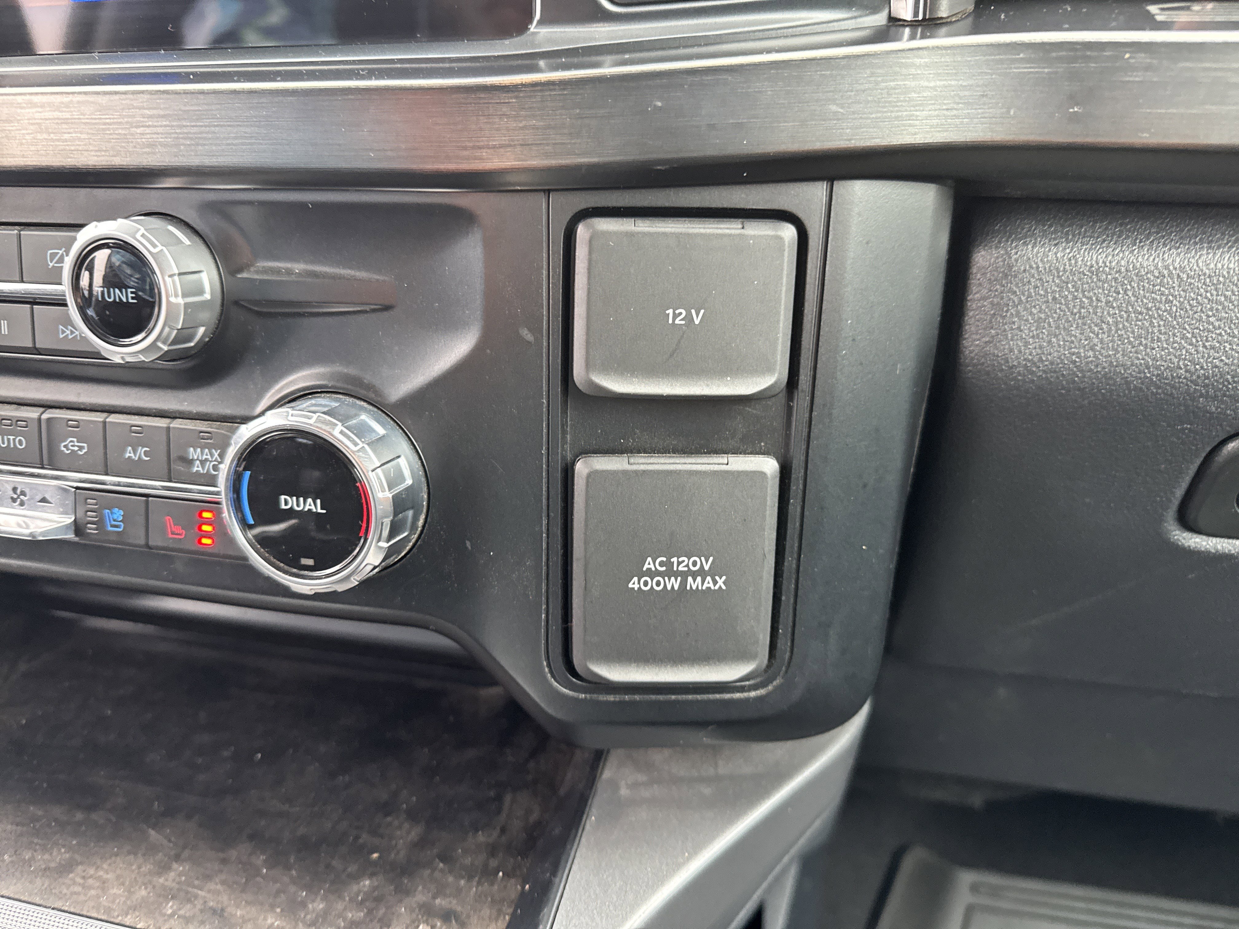 Certified 2023 Ford F350 Lariat w/ Lariat Ultimate Package image 46