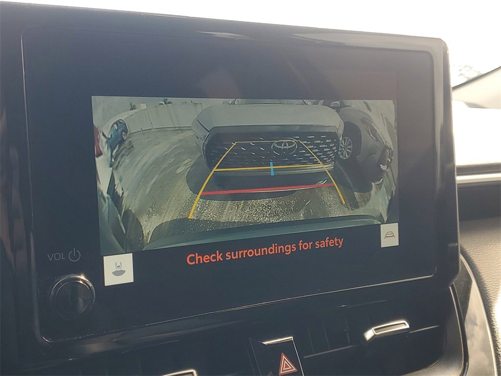 Certified 2023 Toyota Corolla Cross XLE image 26