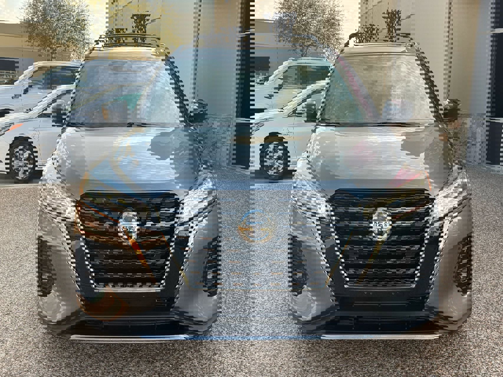 Used 2021 Nissan Kicks SR w/ SR Premium Package image 4