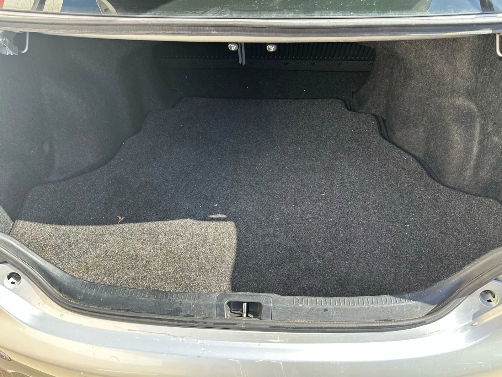 Used 2014 Toyota Camry LE image 17