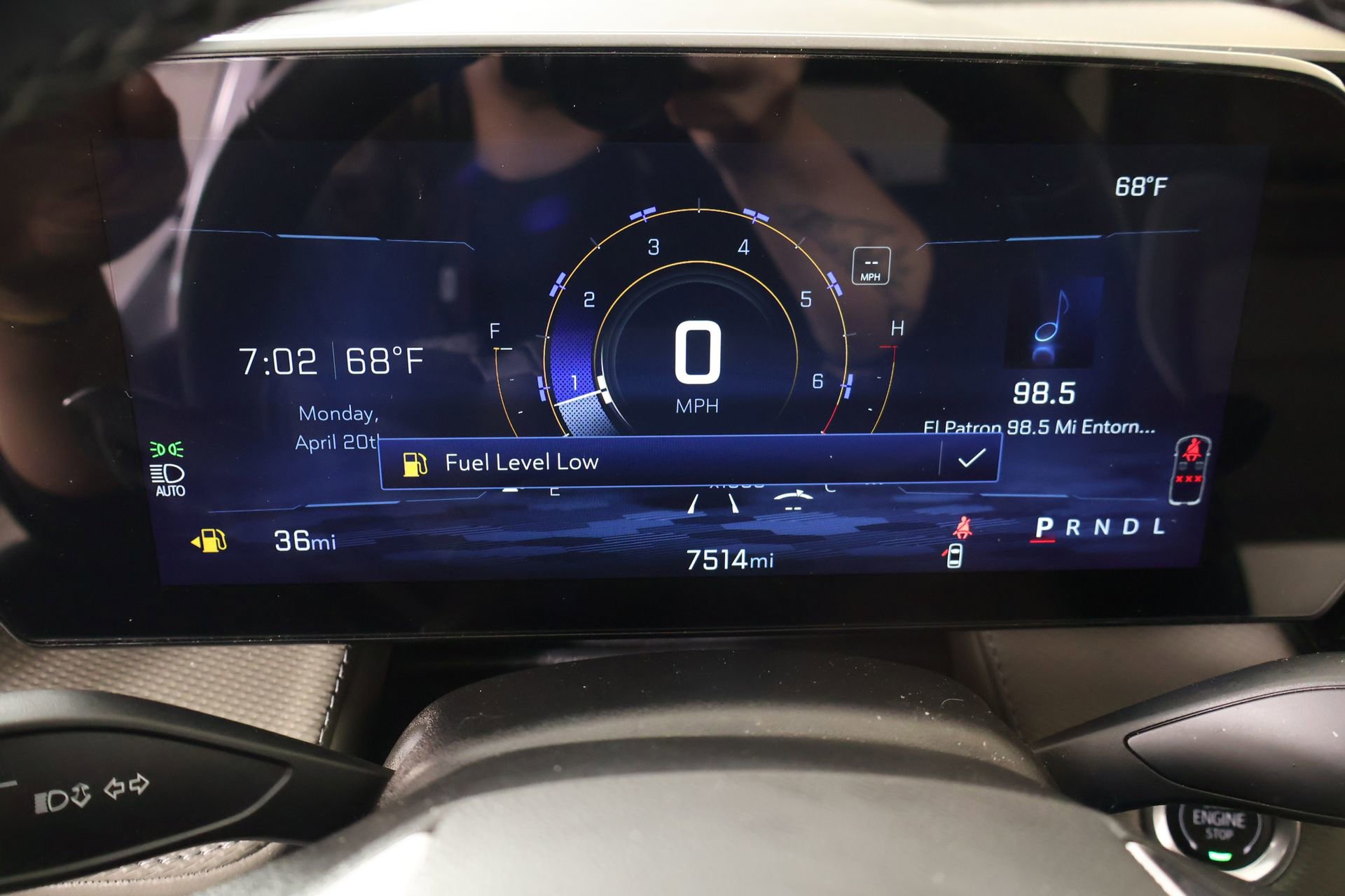 Used 2025 Chevrolet Equinox LT w/ Convenience Package II image 4