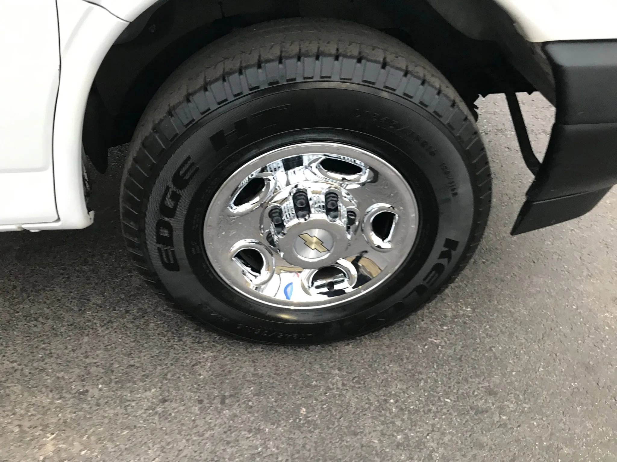 Used 2022 Chevrolet Express 2500 LS image 29