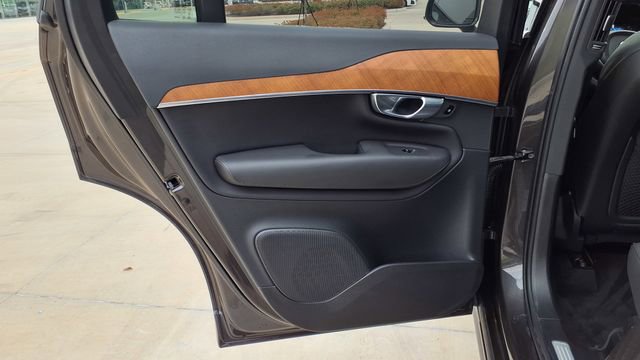 Certified 2024 Volvo XC90 B6 Plus image 18