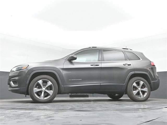 Used 2019 Jeep Cherokee Limited image 39