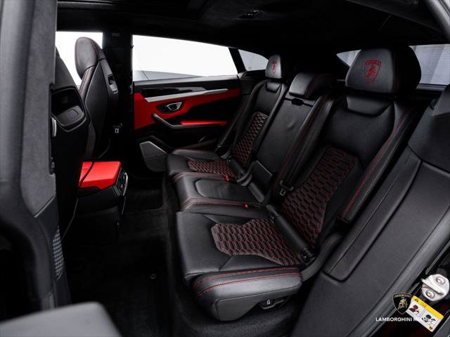 Used 2022 Lamborghini Urus AWD/4WD image 48