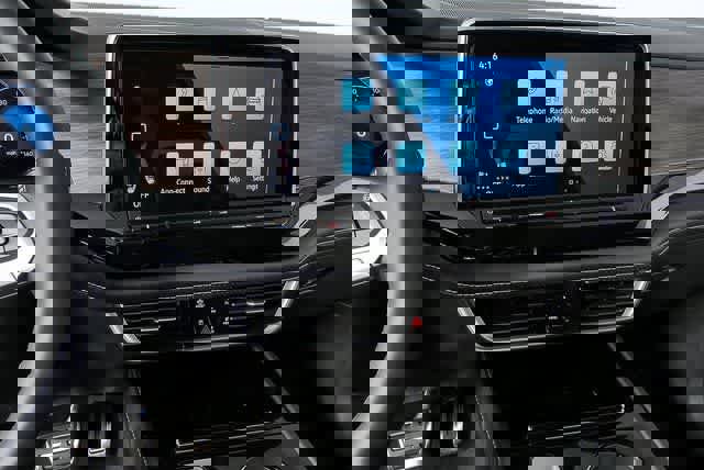 New 2026 Volkswagen Atlas SEL Premium R-Line image 14