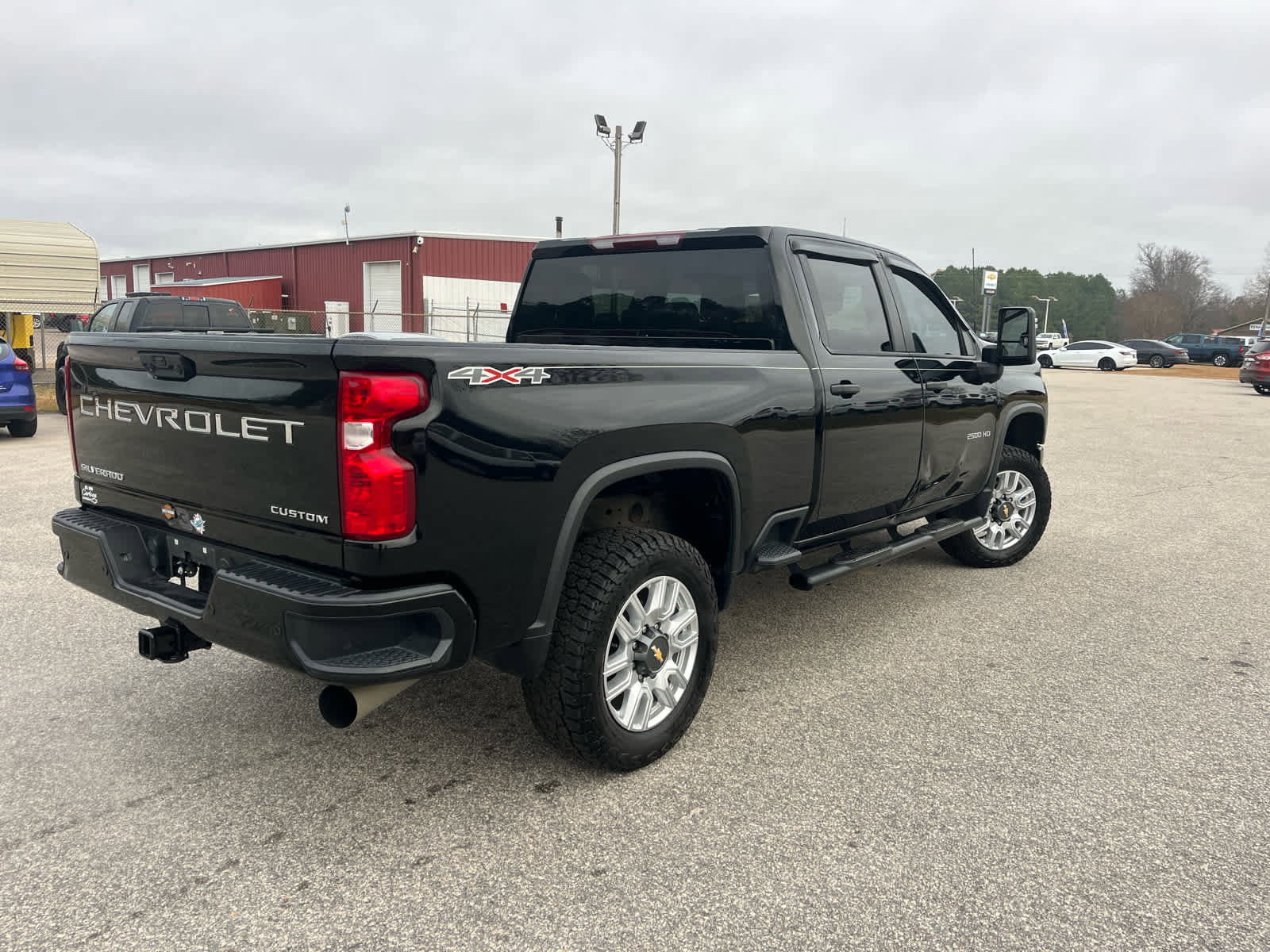 Used 2024 Chevrolet Silverado 2500 Custom w/ Custom Value Package image 8