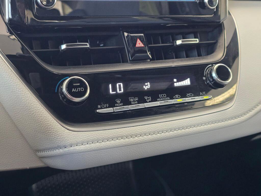 Certified 2020 Toyota Corolla SE FWD image 31