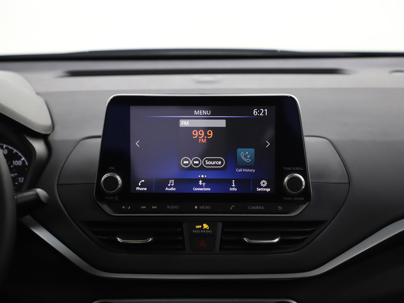 Used 2025 Nissan Altima 2.5 S image 15