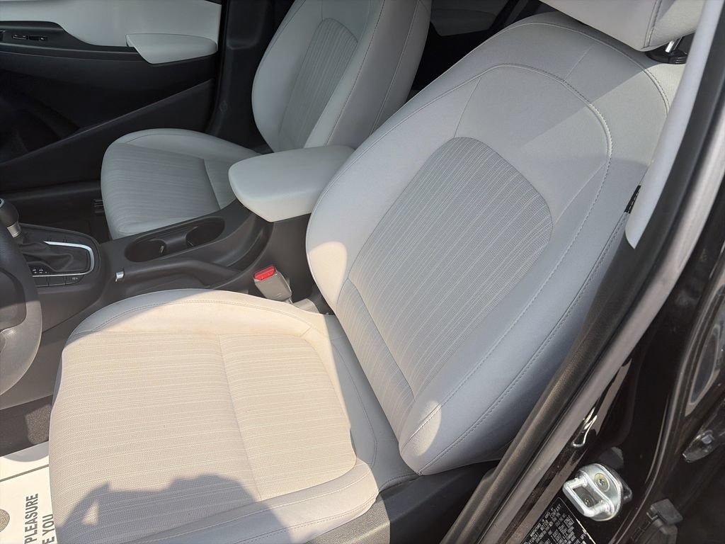 Used 2023 Hyundai Kona SEL FWD image 12