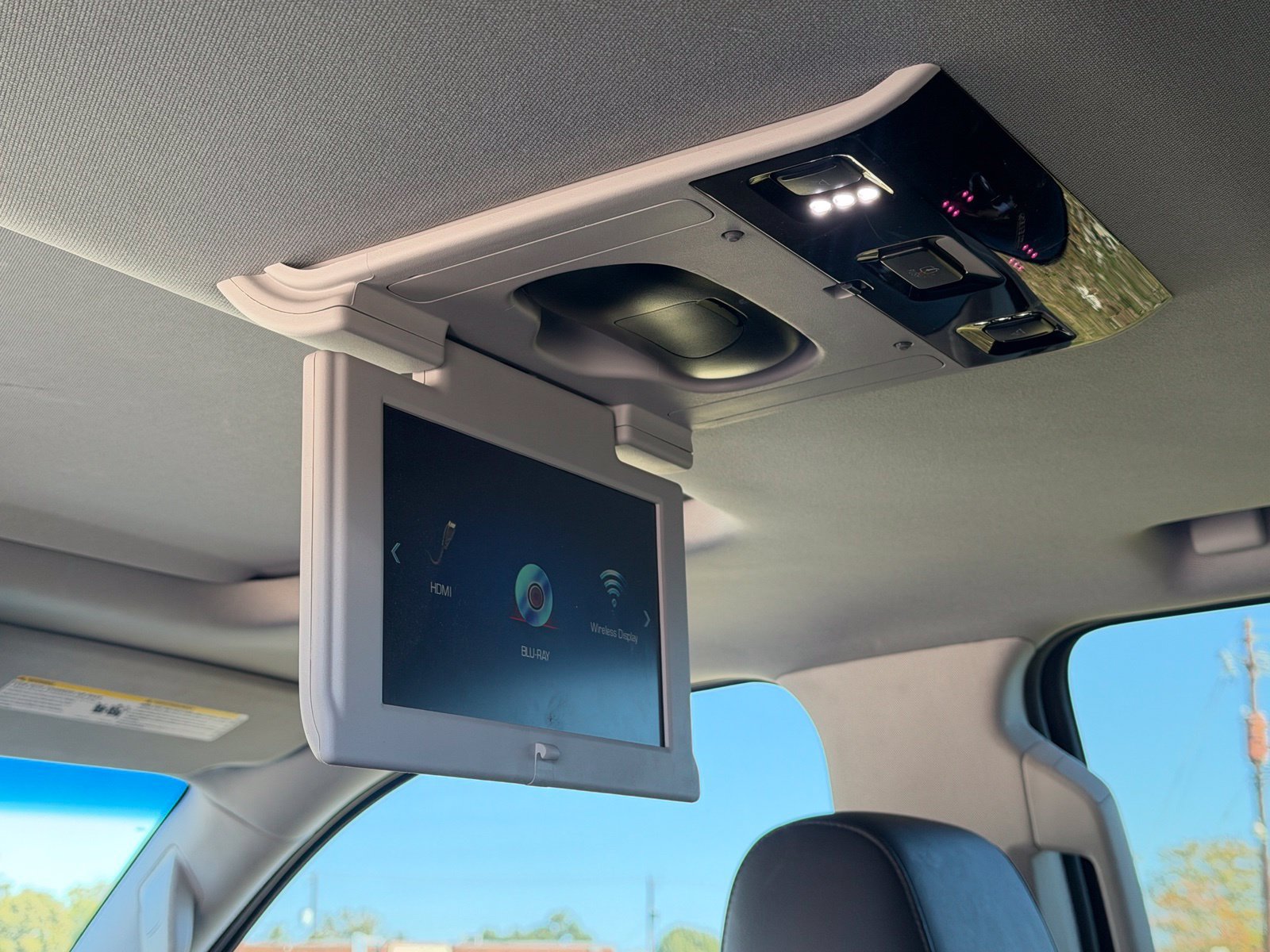 Used 2020 Cadillac Escalade Luxury RWD image 44