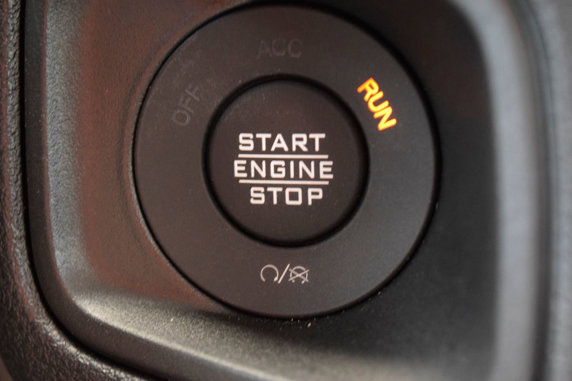 Used 2025 Jeep Wrangler Sport S AWD/4WD image 12