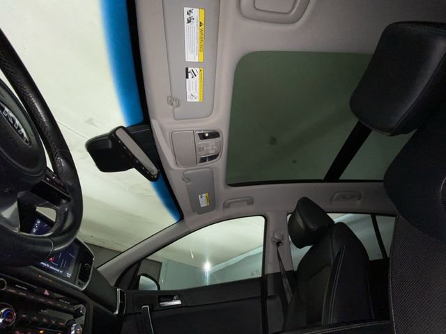 Used 2021 Kia Sportage EX w/ EX Technology Package FWD image 22